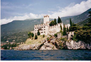 il lago di annone: panoramica